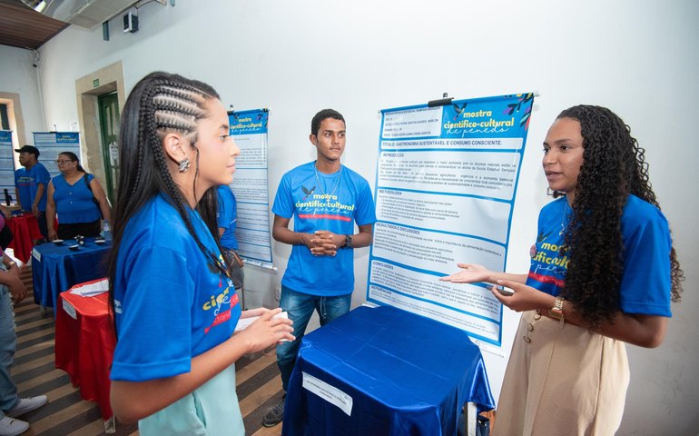 Seduc e Circuito Penedo de Cinema levam mostra de ciência e inovação ao Centro Histórico