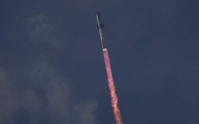 SpaceX faz 6° lançamento de espaçonave Starship, mas não traz foguete de volta para plataforma