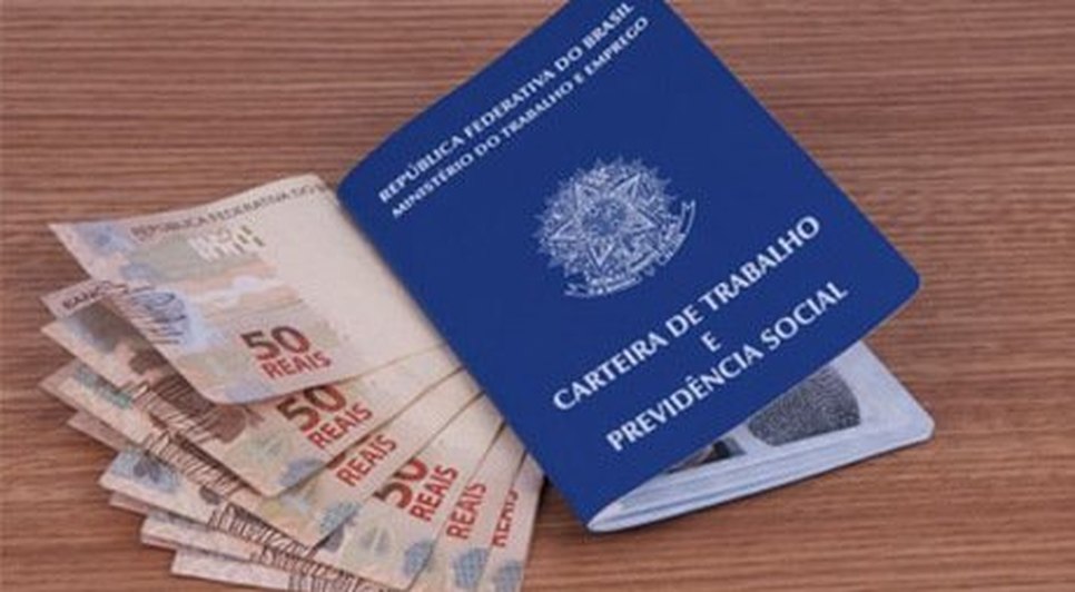 CARTEIRA E DINHEIRO