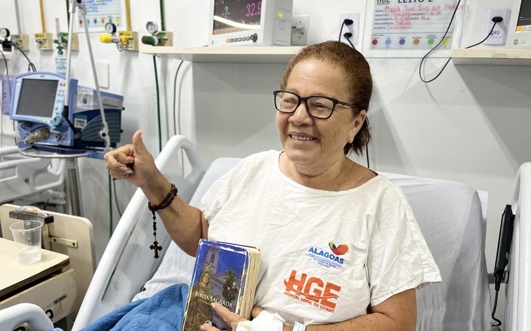 HGE salva a vida de aposentada que sofreu um infarto quando se dirigia para supermercado