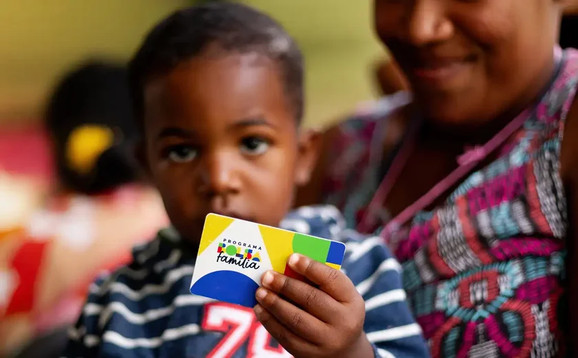 Caixa paga Bolsa Família a beneficiários com NIS de final 7