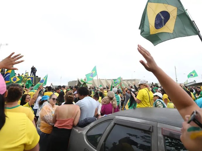 STF condena acusado de liderar acampamento golpista em Brasília