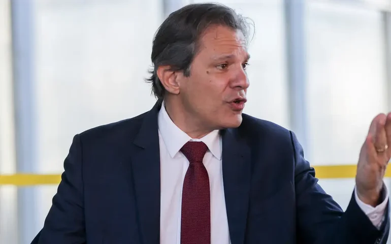 Haddad diz esperar que proposta de taxação dos super-ricos seja aprovada