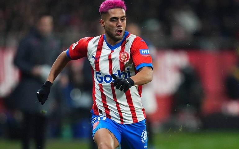 Girona conta com gol brasileiro para bater o Elche e garantir vaga na Copa do Rei