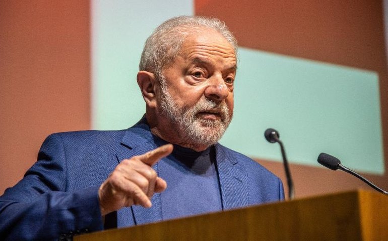 Proposta do Novo na PEC cria barreira para Lula mudar regra fiscal em 2023