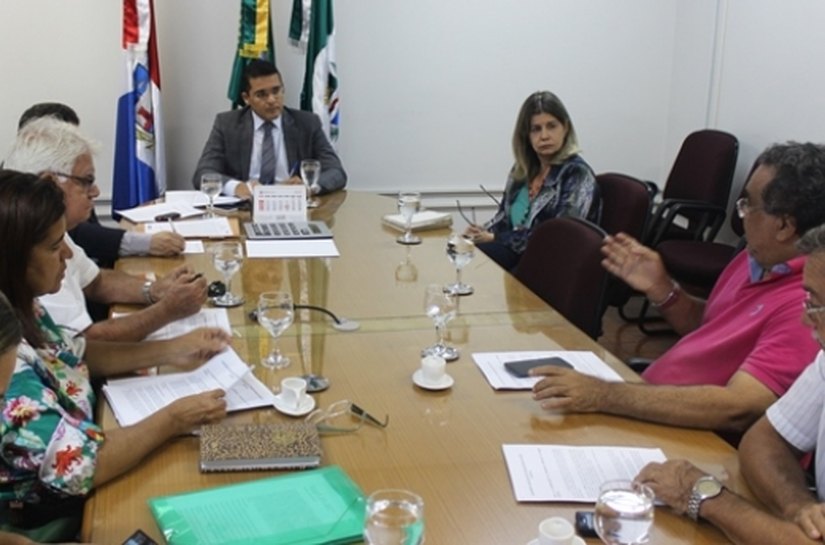 Estado dialoga com representantes do Movimento Unificado da Saúde