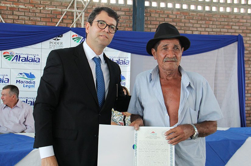 TJ entrega 1.582 escrituras gratuitas em quatro cidades de Alagoas nesta sexta