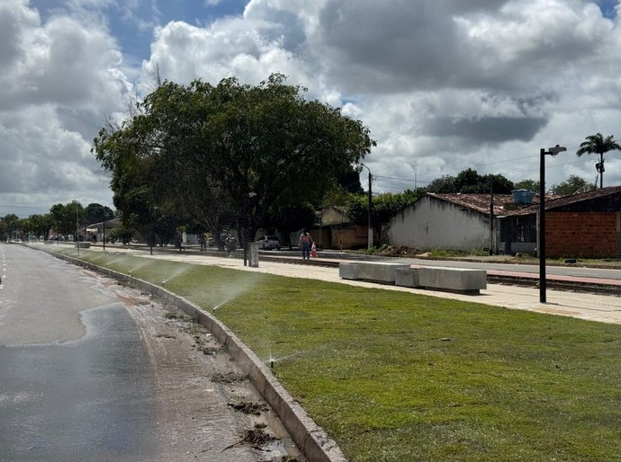 Arapiraca implanta projeto de irrigação inteligente na Ciclovia do Trabalhador