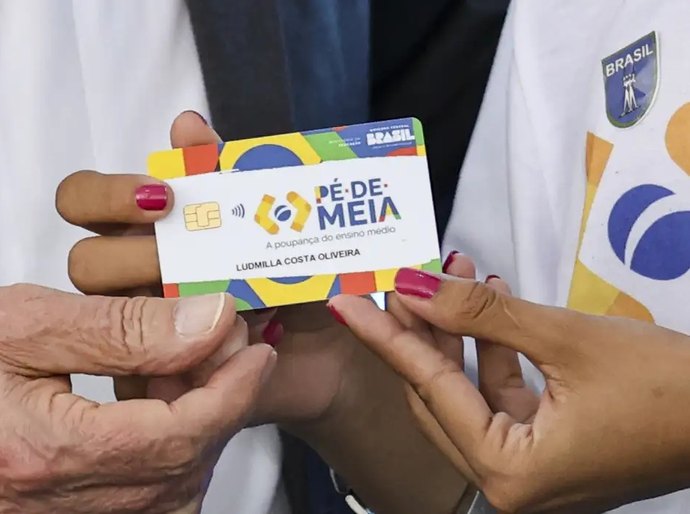 Pé-de-Meia: nascidos em setembro e outubro recebem nesta sexta