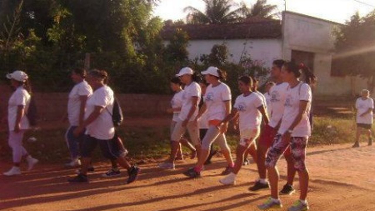 Arapiraca: ‘Clube da Caminhada’ estimula população a sair do sedentarismo