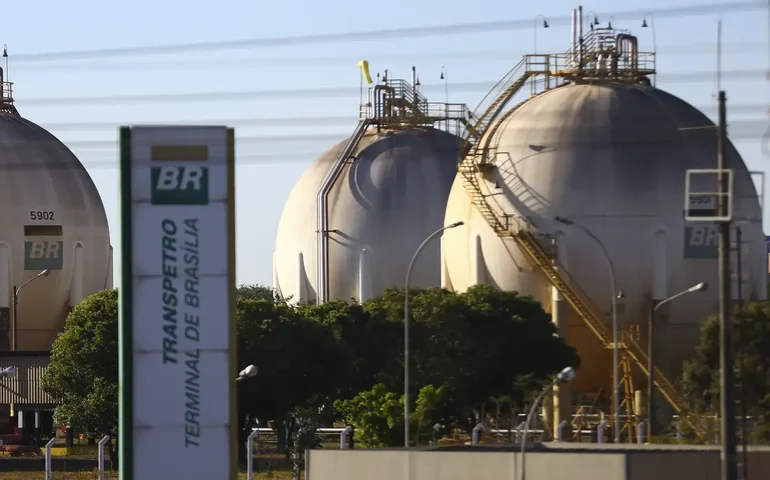 Transpetro recebe aval de R$ 616 milhões do Fundo da Marinha Mercante