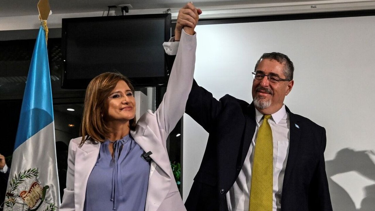 Tribunal eleitoral da Guatemala suspende partido de presidente eleito, mas oficializa sua vitória no segundo turno