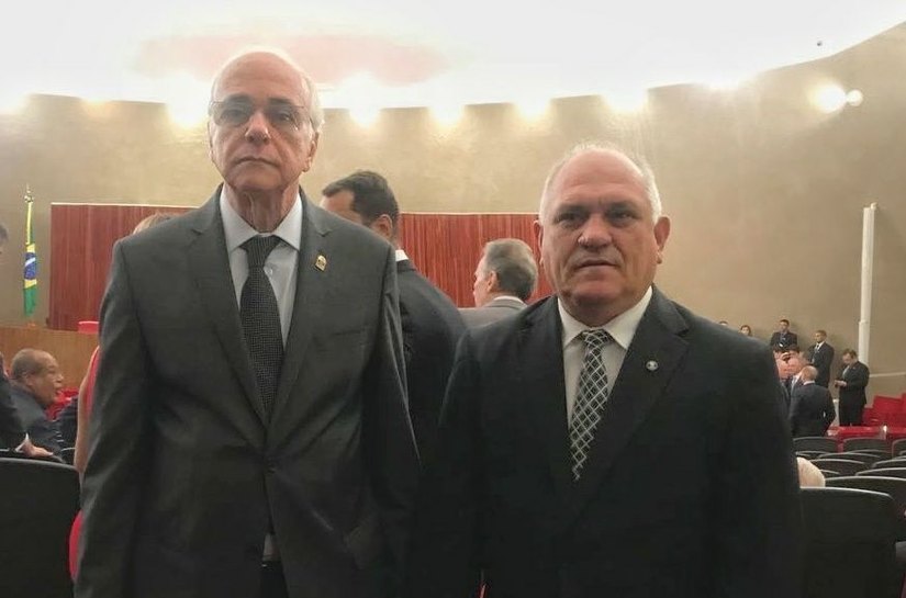Otávio Praxedes e desembargador Pedro Augusto participam de posse no TSE