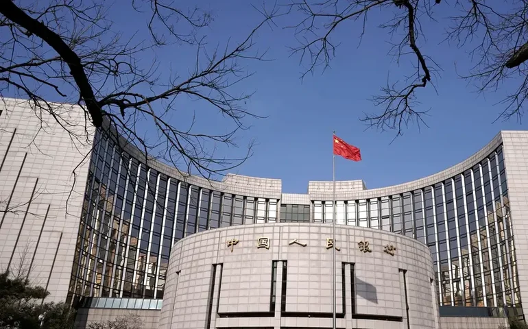 Reservas internacionais da China caem a US$ 3,261 tri em outubro