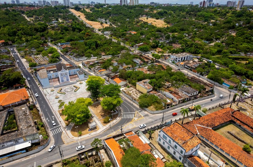 Concluídas as obras de mobilidade no binário do Calmon