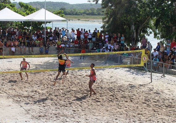 Penedo recebe curso gratuito de capacitação para árbitros de futevôlei