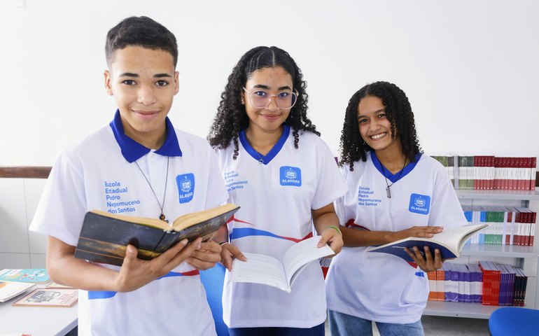 Seduc participa de Seminário Escola em Tempo Integral no Recife