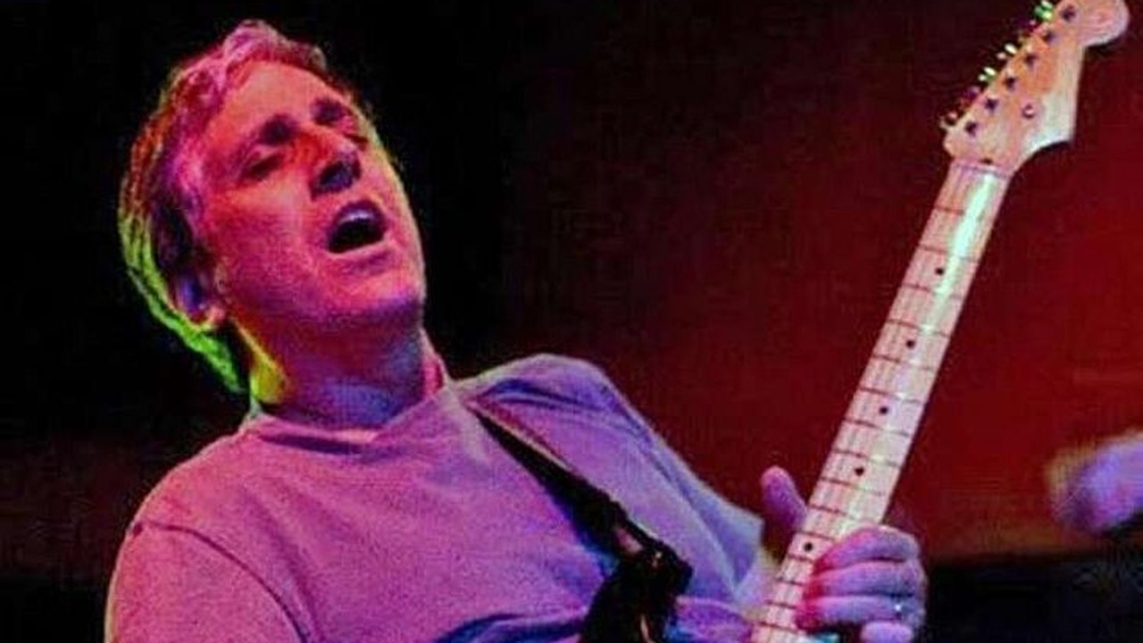 Morre aos 64 anos Jack Sherman, ex-guitarrista do Red Hot Chili Peppers