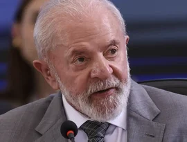 Lula diz que Brasil não baixou a cabeça quando Trump sobretaxou e 'ofendeu'