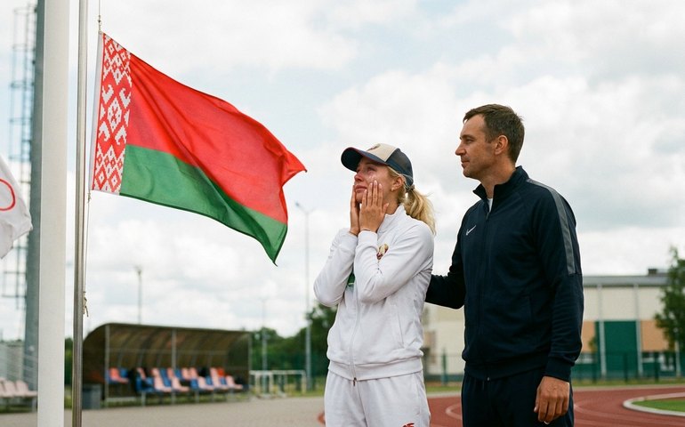 COI suspende restrições a atletas da Bielorrússia e libera uso de hino e bandeira