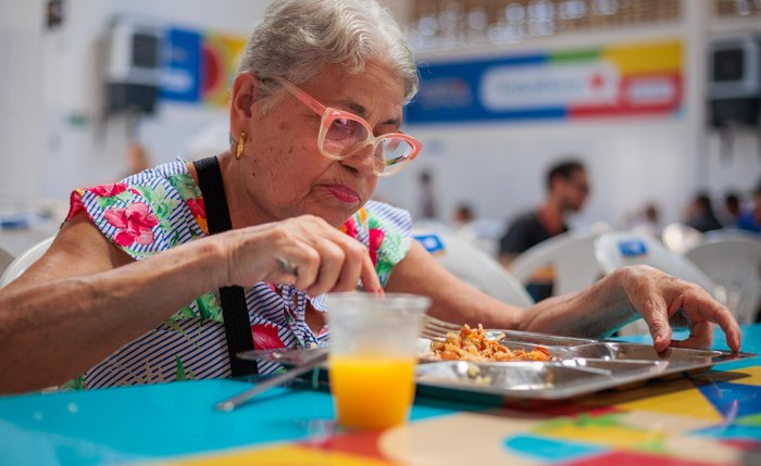 IBGE usa os parâmetros propostos pelo Banco Mundial para definir situação de pobreza e de pobreza extrema