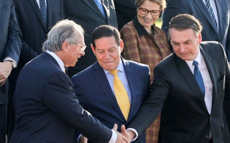 Mourão, Guedes e Campos ‘fogem’ de cúpula do G-20; chanceler substitui Bolsonaro