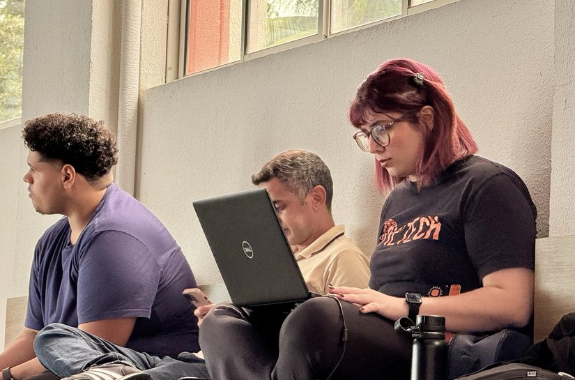 Inscrições para cursos gratuitos do Oxetech se encerram nesta quinta