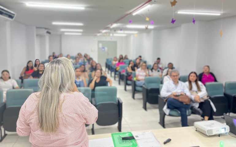 Saúde promove oficina sobre serviços para pacientes submetidos à cirurgia bariátrica