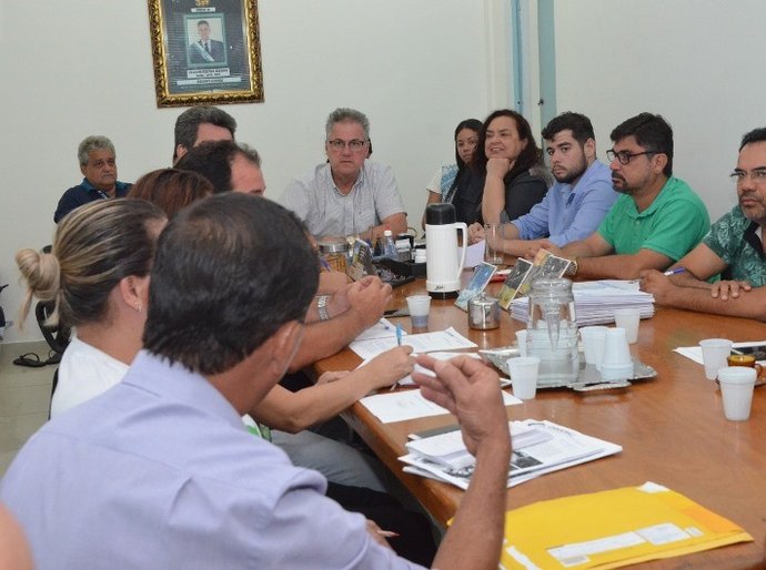 Prefeito Joaquim Beltrão realiza reunião avaliativa sobre o Carnaval 2018