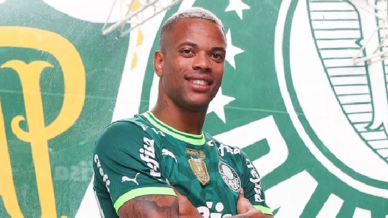 Em clima de BBB, Palmeiras oficializa Caio Paulista com contrato até 2028
