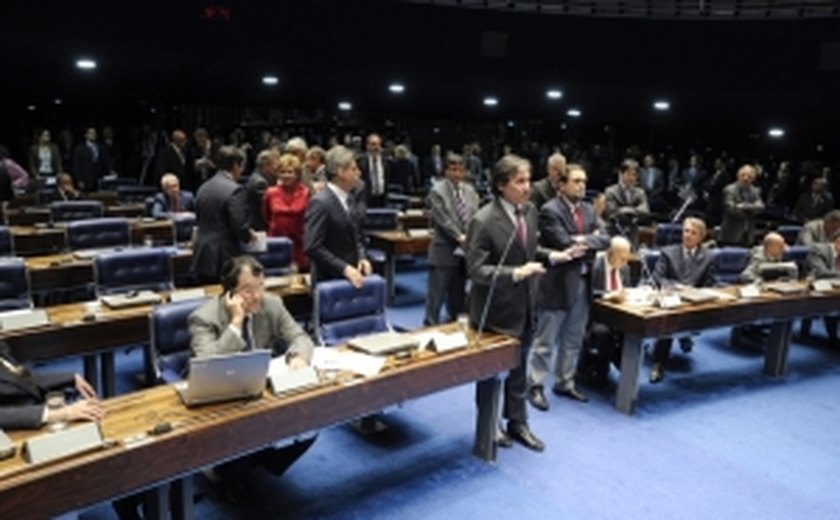 Senado aprova texto-base da PEC do Voto Aberto em segundo turno