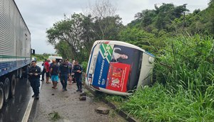 Acidente na BR-101, em Rosário do Catete / Foto: Foto: redes sociais
