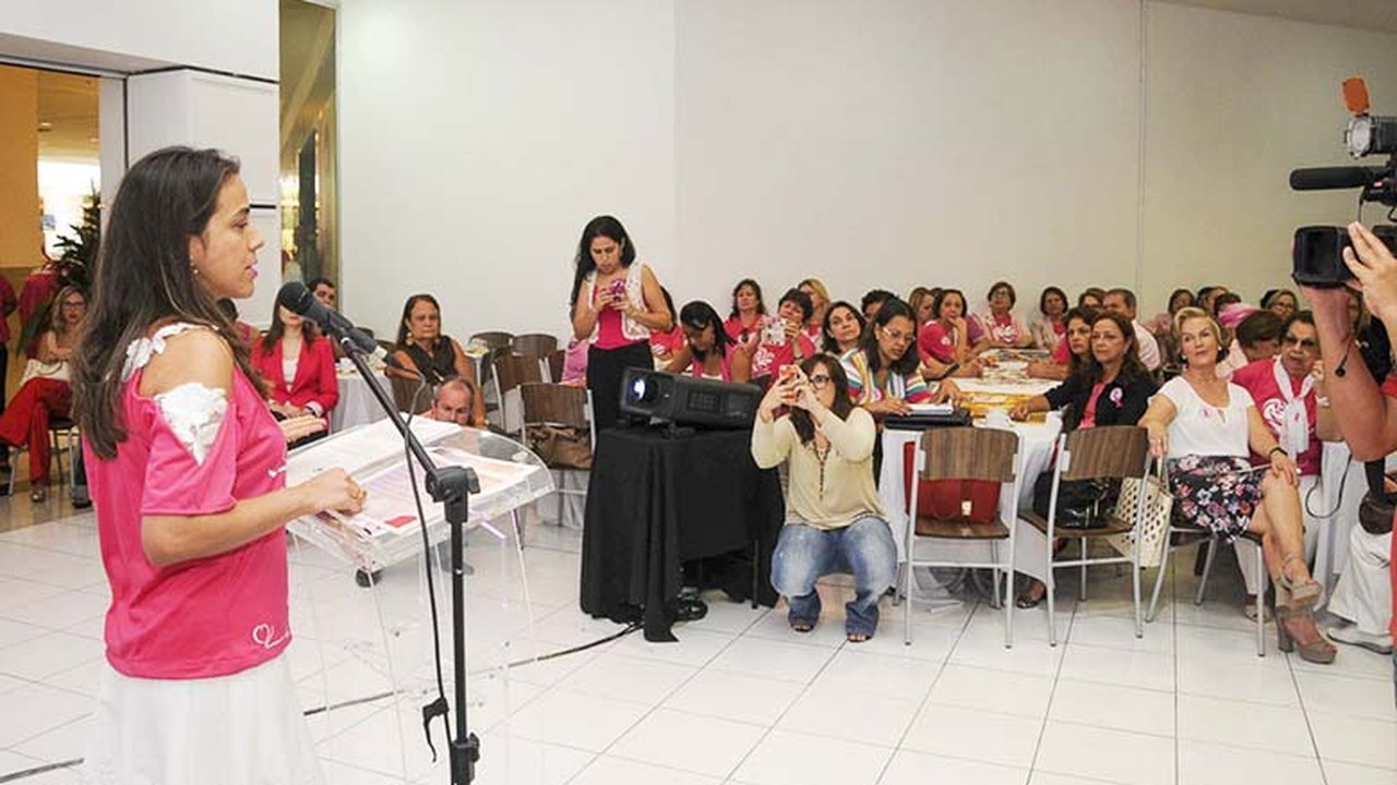 Prefeitura lança campanha Maceió Rosa para combater câncer de mama