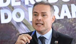 Justiça Eleitoral condena Renan Filho novamente por divulgar notícia falsa contra JHC e garante direito de resposta. - Foto: Marcelo Camargo/Agência Brasil