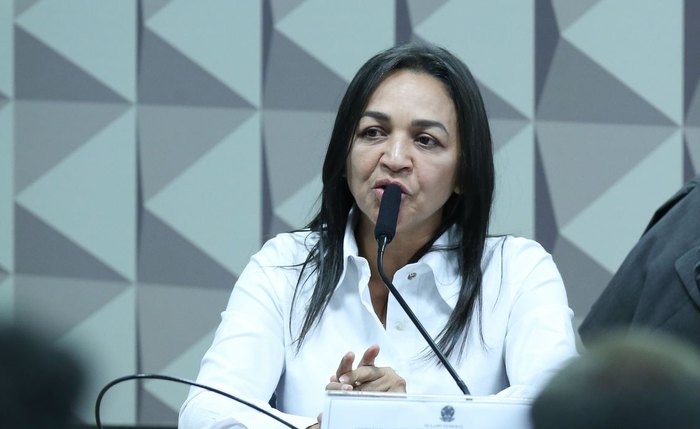 Eliziane Gama Eliziane Gama