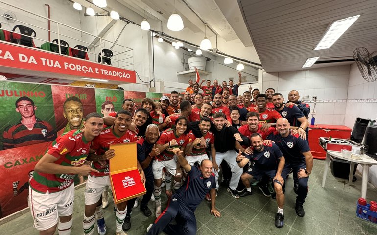 Portuguesa quebra jejum de seis jogos e empurra Guarani para zona de rebaixamento do Paulistão