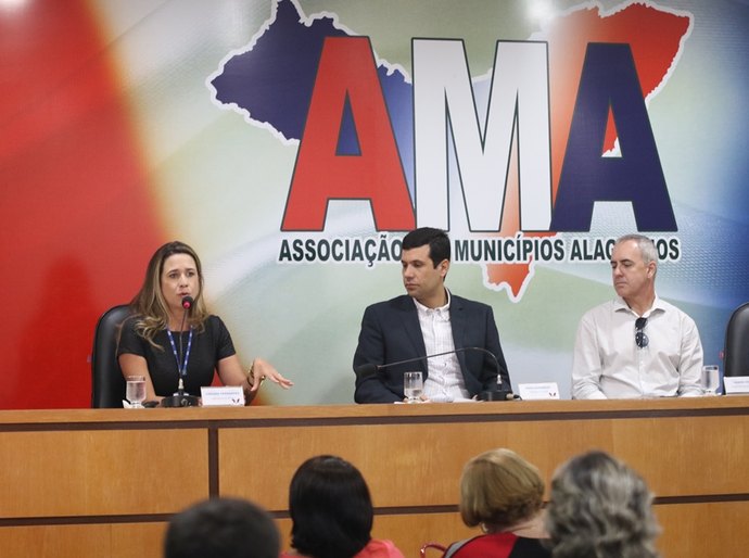 CIEE apresenta programa de estágio aos prefeitos alagoanos