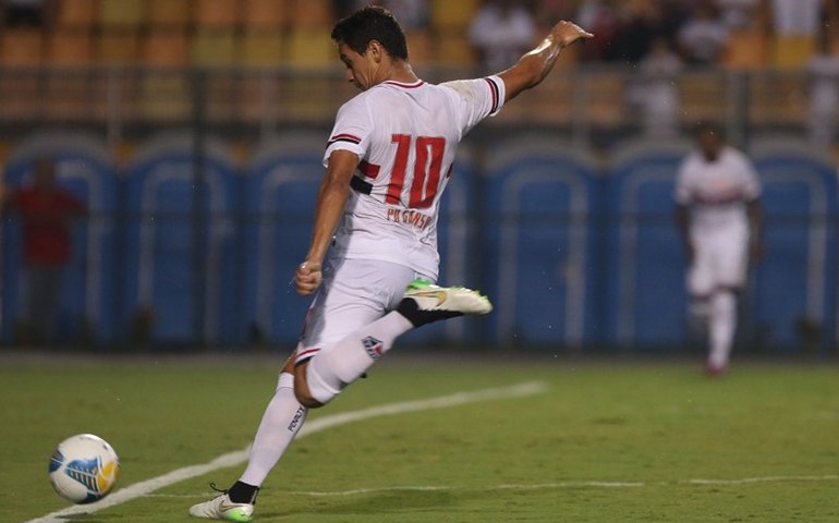 Após espelhar esquema do Bayern, Ganso valoriza 2 a 0 sobre XV