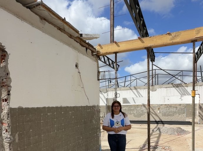 Ziane Costa visita obras de reforma escolar no Povoado Cruz e reafirma maior investimento da história da educação de Delmiro Gouveia