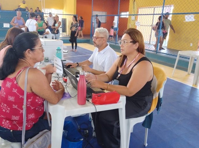 Moradores do Jacintinho são beneficiados com atendimentos do Cadastro Único