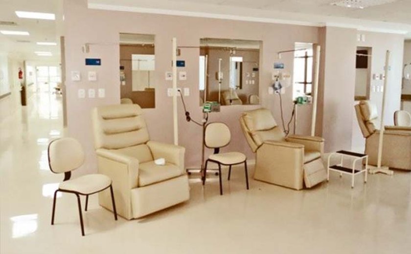 Saúde discute financiamento do serviço de oncologia em Alagoas