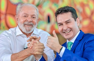 “Todo mundo fica feliz quando tem casa”, diz Lula em entrega de moradias do MCMV