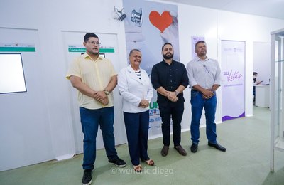 Prefeita Tia Júlia acompanha serviços de manutenção estrutural na UPA e visita pacientes durante agenda na unidade