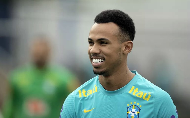 Na seleção, Gabriel Magalhães exalta Vini Jr e comenta sobre Jesus no Arsenal