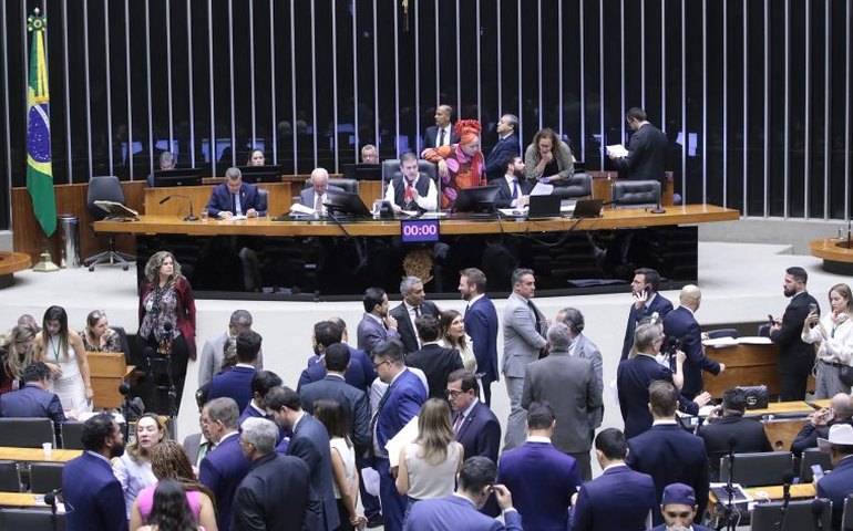 Câmara aprova PL da renegociação da dívida dos Estados; texto volta ao Senado