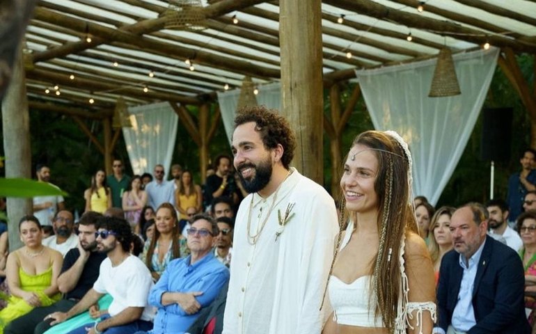 Depois de se casar, Murilo Couto passa lua de mel sozinho na Europa: 'Aproveita, meu bem', diz a mulher