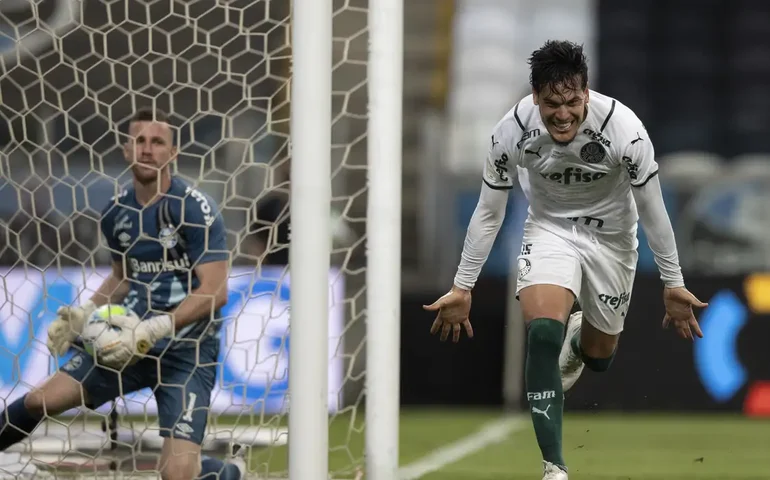 Gustavo Gómez tem fratura em dedo do pé esquerdo constatada e desfalca o Palmeiras