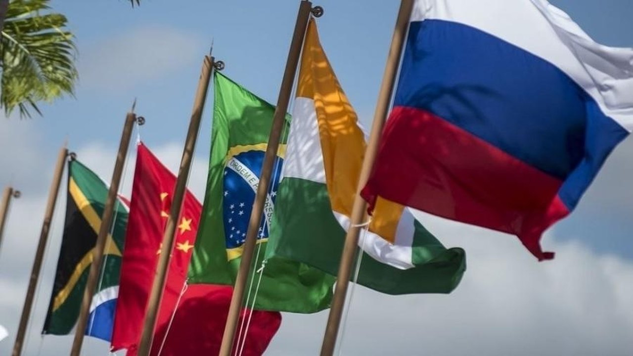 Expansão do Brics aumenta potencial econômico e geopolítico do bloco, mas com questões éticas a reboque