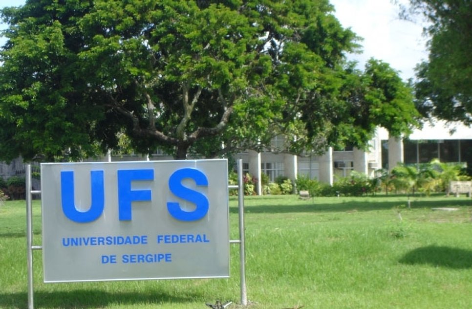 UFS