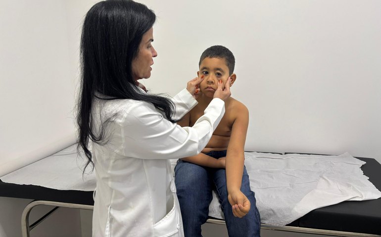 Saiba quando os pais devem consultar seus filhos com o nutrólogo pediátrico